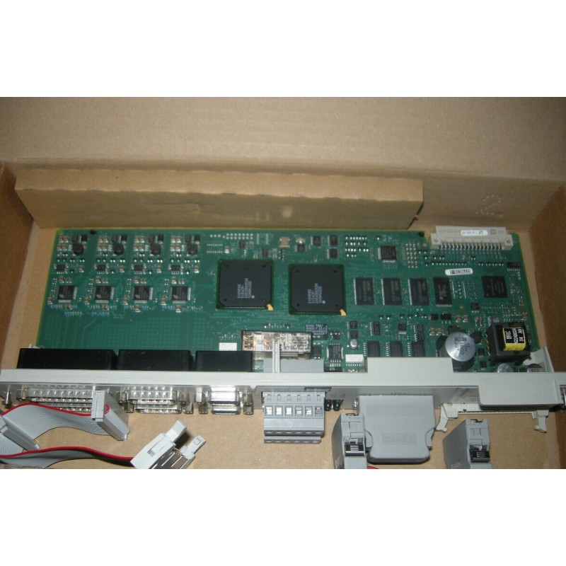 Siemens 6FC5447-0AA01-0AA0 SINUMERIK 810D/DE CCU Box | High-Performance CNC Control Unit