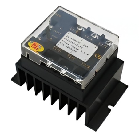 Three-Phase Solid State Relay with Zero Crossing Turn-On | DC to AC Control
