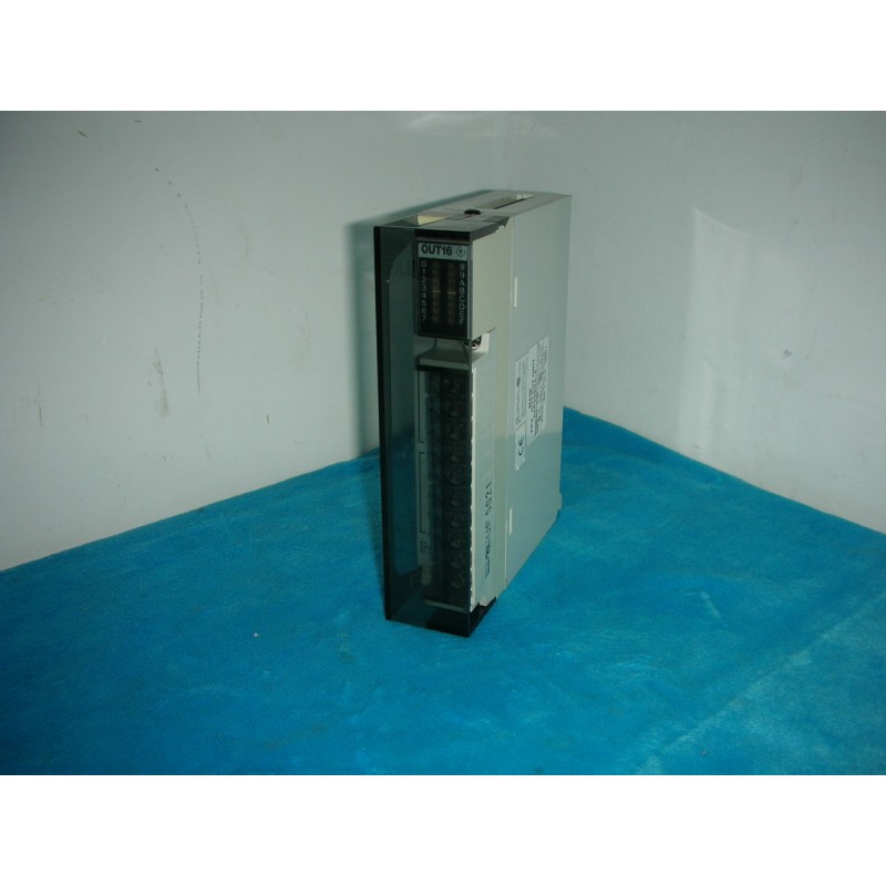 Panasonic AFP33203-F FP3 Output Unit        -        Panasonic AFP33203-F FP3 Output Unit | High-Speed Digital Output Module
